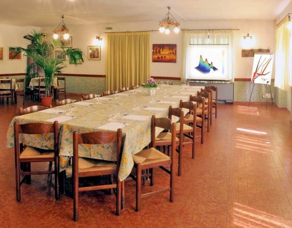 Albergo Il Castellino Boario Terme Zewnętrze zdjęcie
